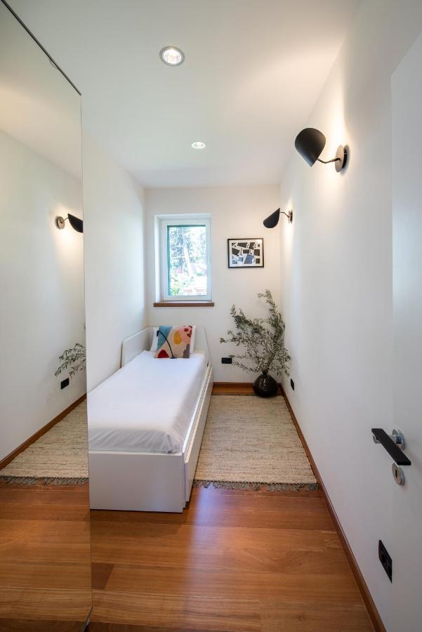 Airy Seafront 1920S Apartment Split Bagian luar foto