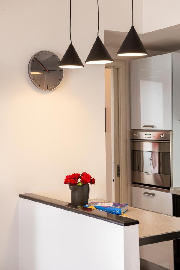 Airy Seafront 1920S Apartment Split Bagian luar foto