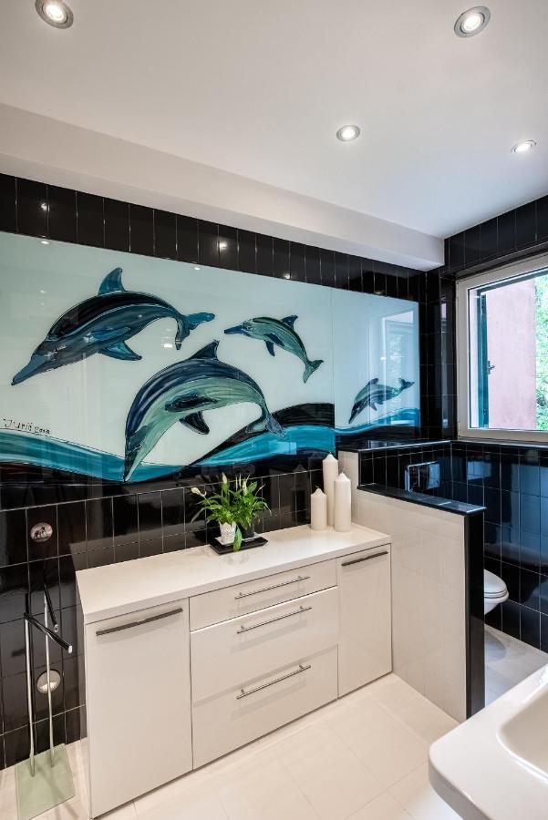 Airy Seafront 1920S Apartment Split Bagian luar foto